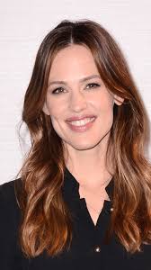 Actress Jennifer Garner gives a lesson