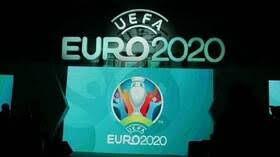 أين سيقام نهائي يورو 2020؟ سيقام نهائي يورو 2020 في استاد ويمبلي بالعاصمة الإنجليزية لندن، وهذا الملعب هو الخاص بمنتخب إنجلترا، كما أنه عادةً ما يطلق عليه بين كرة. Ø±Ø³Ù…ÙŠØ§ Ù…Ø³Ù…Ù‰ Ø¨Ø·ÙˆÙ„Ø© Ø§Ù„Ø£Ù…Ù… Ø§Ù„Ø£ÙˆØ±ÙˆØ¨ÙŠØ© Ø³ÙŠØ¨Ù‚Ù‰ ÙŠÙˆØ±Ùˆ 2020 Ø±ØºÙ… ØªØ£Ø¬ÙŠÙ„Ù‡Ø§ Ù„Ù„Ø¹Ø§Ù… Ø§Ù„Ù…Ù‚Ø¨Ù„ Rt Arabic
