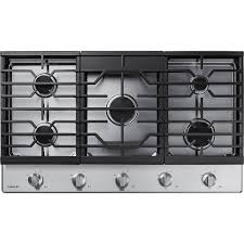 With five burners and continuous grates, this gas range is reliable, versatile, and able to cook meals for a crowd with ease. Samsung 36 Built In Gas Cooktop With 5 Burners Stainless Steel Na36r5310fs Best Buy
