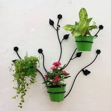 Choose from indoor planters, outdoor planters, garden containers, herb planters, flower pots and more. Wall Planters Buy Wall Planters Online At Best Price Wooden Street