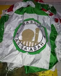 Umbul ponggok sudah melakukan simulasi protokol kesehatan dan hanya menunggu arahan untuk dibuka kembali operasionalnya. 313sablon Menerima Pesanan Umbul Umbul Dan Bendera Umbul Umbul Masjid Assaadah 5 Meter Sablonbendera Sablonumbulumbul Sablon Facebook