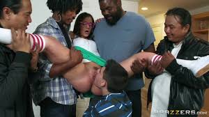 Jordi El Nino Polla eats pussy of his naughty stepsis Gia Paige   Analdin.com