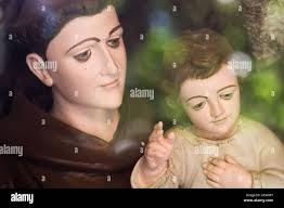 Statue jesus holding child hi-res stock photography and images