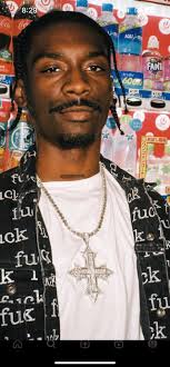 Does Bruce have a pandabuy chain? : r/BruceDropEmOff