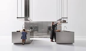 All of her talk about the amazing food and … Arclinea Italian Kitchen Design