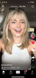 Nikki Ackerman (nikkianne95)