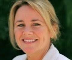 Renee Rock's Instagram, Twitter & Facebook