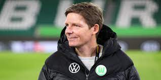 Oliver glasner is the latest in a long line of stellar austrian coaches in the bundesliga, currently leading vfl wolfsburg to amazing heights in his second season at the club. Trainer Chaos In Wolfsburg Gefahrdet Glasner Wirbel Die Champions League Vfl Wolfsburg