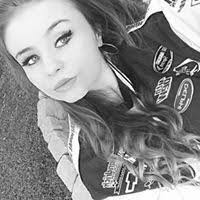 Ashley Sponsler's Instagram, Twitter & Facebook