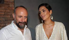 Azerbaycanlı sevenleri tarafından açılmış en gûzel ve en güncel bergüzar korel fan sayfası @berguzarkorel. Halit Ergenc Ms Closes For Berguzar Korel Magazine News