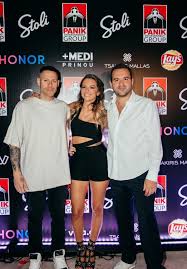 Η εριέττα κούρκουλου και ο αγαπημένος της, επιχειρηματίας βύρωνας βασιλειάδης, ενώθηκαν με τα γαμήλια δεσμά κρατώντας το χαρμόσυνο γεγονός μακριά από τα φώτα της δημοσιότητας. Erietta Koyrkoyloy Byrwn Basileiadhs