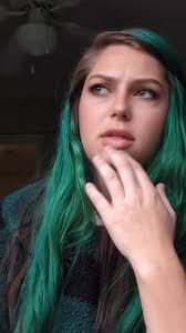 Lloyd Jones Kissing Scene