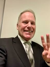 Hello my name is Rainer and I live in Norway this year belong to the 70+,  so I'm a newbie