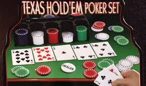 How to play Texas Hold'em Poker | Official Rules | UltraBoardGames