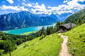 Oostenrijk is een prachtig land met prachtige gebergtes, adembenemende natuur en frisse lucht. Wandelvakantie Oostenrijk Boeken Bekijk Alle Wandelvakanties Oostenrijk Anwb