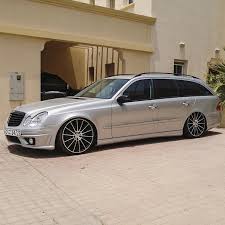 Happy Wagonwednesday Retroautomotive S Daily E500 63 Kitted Wagon Riding On 20 Rims Mercedesbenz Ewagon Eclass W211 Mercedes Mercedes W211 Merc Benz