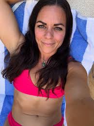 Life is short, make it sweet. ✨ Thank you to my sweet friend  @polkadotsphotographyfl for these photos. 💕