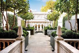 Priced at an astonishing $700 million, folorunsho alakija's new house is not just the most expensive in nigeria, it is the most expensive owned by a woman, the most. Photos Nigerian Oil Billionaire Folorunsho Alakija Buys 4 Apartments Properties In London