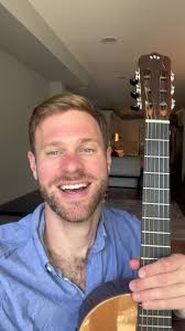 EASIEST song ever… only 2 chords #guitarlessons #guitartutorial  #guitarlesson #fleetwoodmac #stevienicks #guitartips