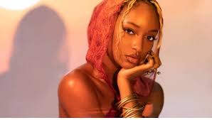 Who is more beautiful, Qing Madi or Ayra Starr?