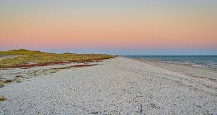 The beaches in the south of argentina are colder, except for las grutas (río negro) that are warmer than someone can expect due to its coordinates. The Best Beaches In Argentina Patagonia Rio Negro Province