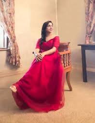 Pre Wedding Shoot Www Liberent Com Customerdiaries Pretty Outfits Fashion Rent Clothes