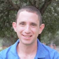 4 "Uri Carmel" profiles