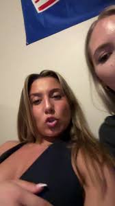 kat.crowley (@kat.crowley)’s videos with LoveHate Thing (Sped Up Version)