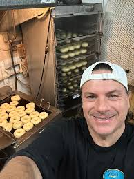 Don't Get Vaporized! Get Eclipse Glasses and Cupcakes! www.jbbakery.com  #JB_Bakery #Eclipse