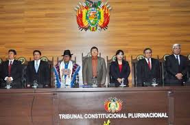 Tribunal constitucional y fundación francina firman acuerdo para promover versión audiolibro de la constitución dominicana. Un Demandara A Exmagistrados Del Tcp Por Fallo Sobre La Repostulacion La Razon Noticias De Bolivia Y El Mundo