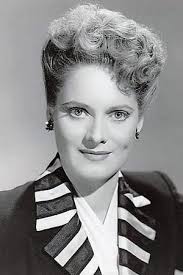 Reparto de Scotland Yard Investigator (película 1945). Dirigida por George  Blair