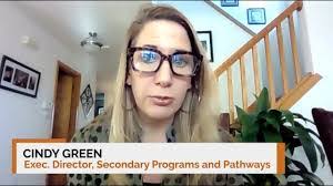 Sara Huse's Instagram, Twitter & Facebook