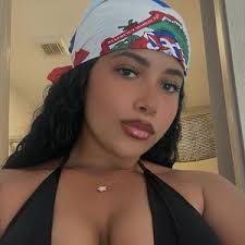 Angie Marquez (@angie0ficial)