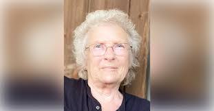 Janet Grube's Instagram, Twitter & Facebook