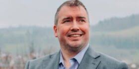 Ruabon couple tackle welsh mountain challenge in memory of best friend