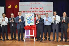 Song song đó, bộ nhận diện thương hiệu tiếng anh ra đời với sứ mệnh không chỉ là tạo sự khác biệt, điểm nhấn, thể hiện cá tính, đặc thù của chính công ty/ doanh nghiệp mà còn thể hiện tính chuyên nghiệp cao cấp của doanh nghiệp đối với khách hàng cũng như cạnh. Cá»¥c Xuáº¥t Nháº­p Kháº©u Agency Of Foreign Trade Aft La Gi
