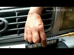 Kereta api model mendapatkan kekuatannya dari rel, jadi untuk mengisolasi kereta dengan kontrol dc, anda perlu mengisolasi rel. Video Led Spotlight