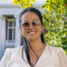 Tara Levy's Instagram, Twitter & Facebook