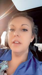 Ruining #valentinesday 🫣😂💀 #takemyphoneaway @JennRN 💜 @Ashley  Dunnington #valentines #datingadvice #imweak😂😂😂 #lifeafterdivorce  #jokingaround #jokes