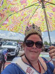 Beth Gerberich's Instagram, Twitter & Facebook