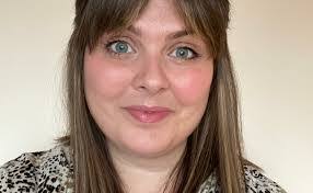 Rachael Rafferty's Instagram, Twitter & Facebook