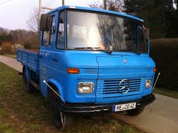 Mercedes Benz 407d Automatic Old Truck Walkaround And Drive Cab View Mercedes Mercedes Benz Old Trucks