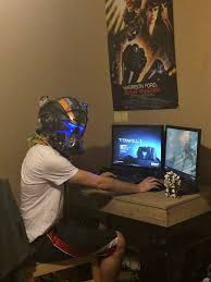 I Too Caught My Boyfriend Immersed Titanfall Video Game Room Design Retro Games Room