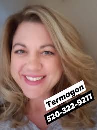 Meet one of our favorite office Ladies! Mrs. Lisa Itule! Yes, Eddie's  beautiful wife! Born: Chicago IL (this girl's a long way from home) What  she does for fun: (It would be