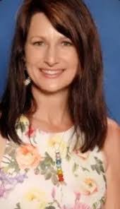 Diana Irons's Instagram, Twitter & Facebook