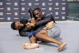 Mckee, is an american mixed martial artist currently competing in bellator's featherweight division. Father Son Fighting Duo Antonio A J Mckee Aim To Make Bellator 228 A Family Party Mma Fighting