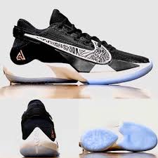 Giannis antetokounmpo wears nike kobe 11 sneakers in 2021. Giannis Antetokounmpo These Are The New Zoom Freak 2 Shoes Talkbasket Net