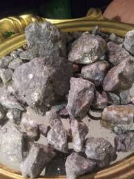 The gold alloy normally is a dull yellowish or gray color. Where Can I Find The Buyer Of The Raw Platinum Quora