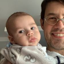 Aaron Brooks had one of the most unexpected breakout campaigns of the  2000s. 🔹 Drafted 26th overall in 2007, Brooks didn't start consistently  until his third season. 🔹 In 2009–10, he averaged