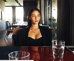 Silva играет с 2017 в манчестер сити (сити). Man City Star Bernardo Silva Has Beauty And Brains In Stunning Girlfriend Alicia Verrando